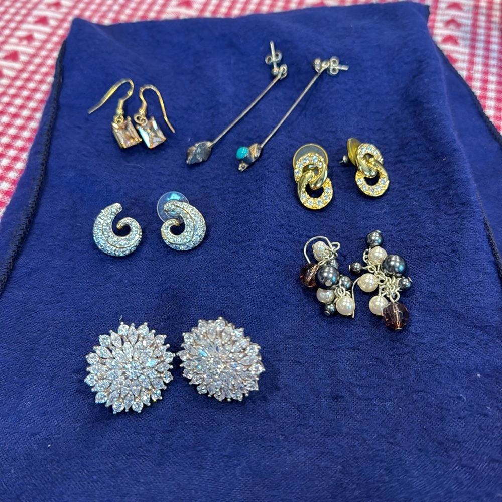 Vintage Costume Jewelry Earring Bundle